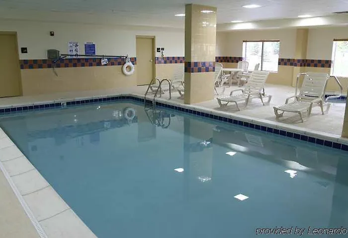 Hampton & Chicago - Hotel
